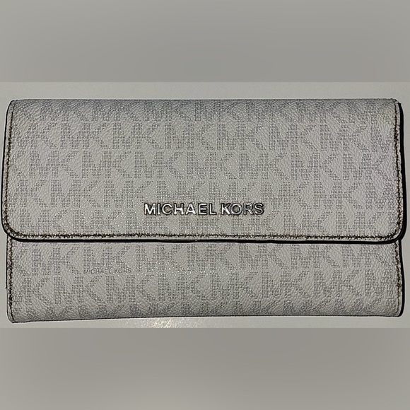 Michael Kors Handbags - Michael Kors White, Grey & Silver Logo Wallet